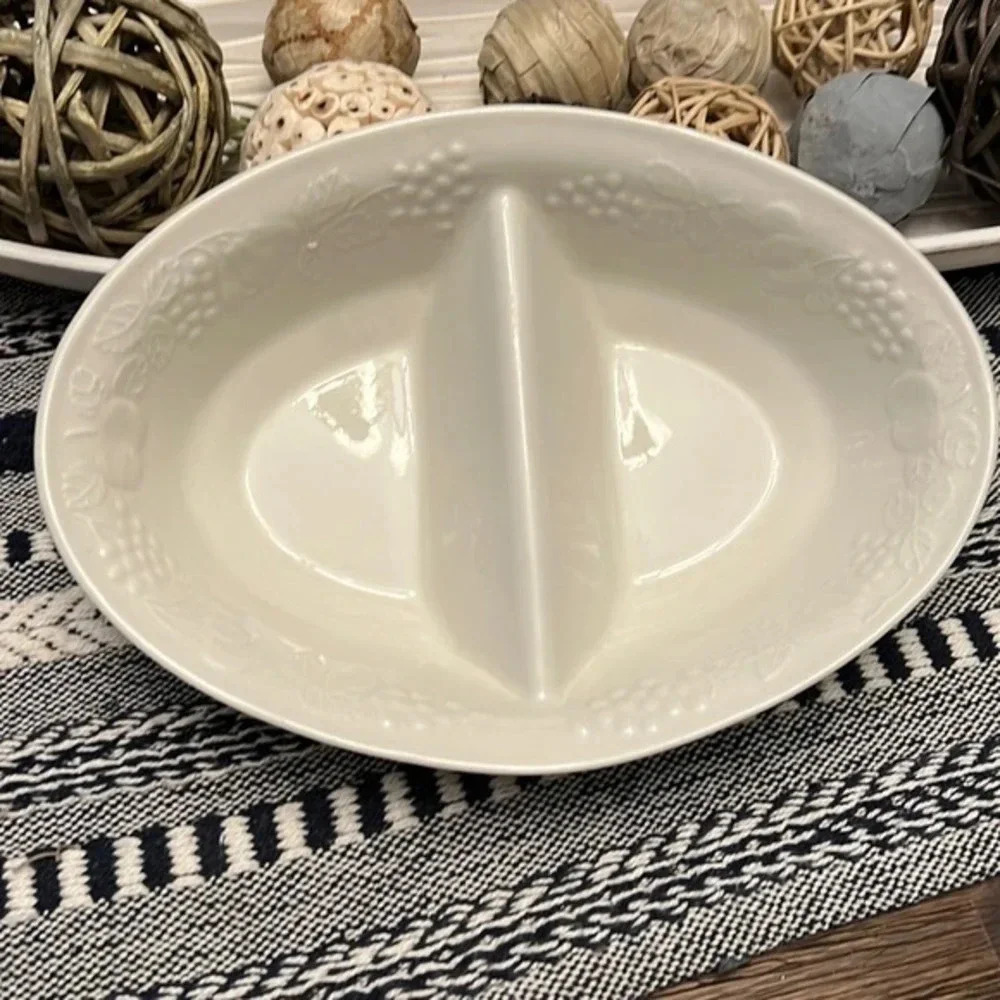 Gibson Divided Dish‎
